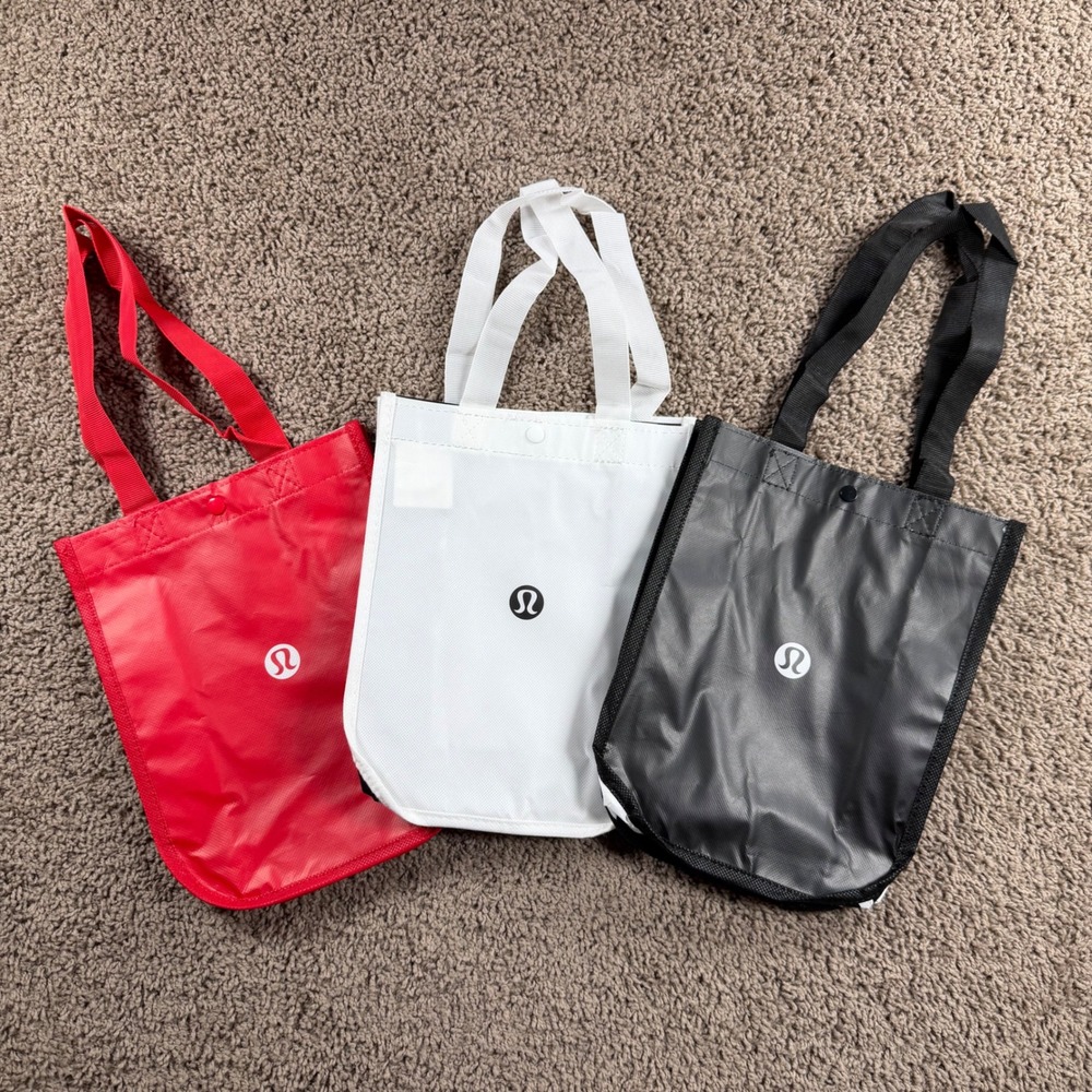 Lululemon Reusable Shopping Tote Bags Set of 3 Small Snap gym activewear storage